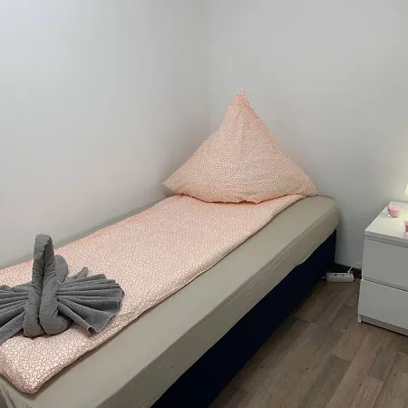 Apartment Central Private In Popular Neighborhood! Cologne