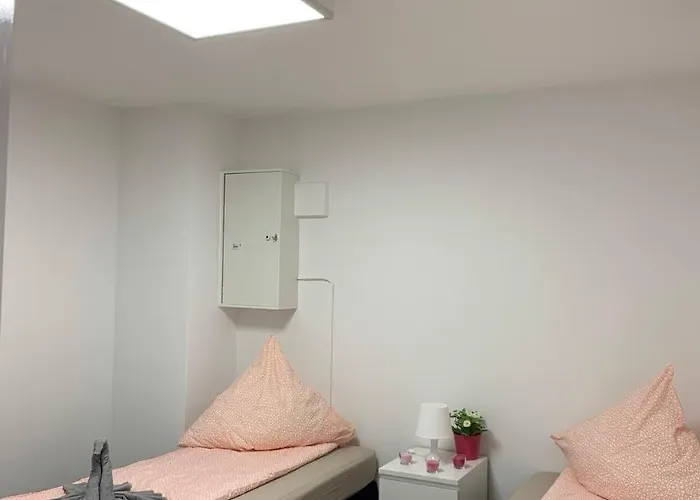 Central Private In Popular Neighborhood! Köln