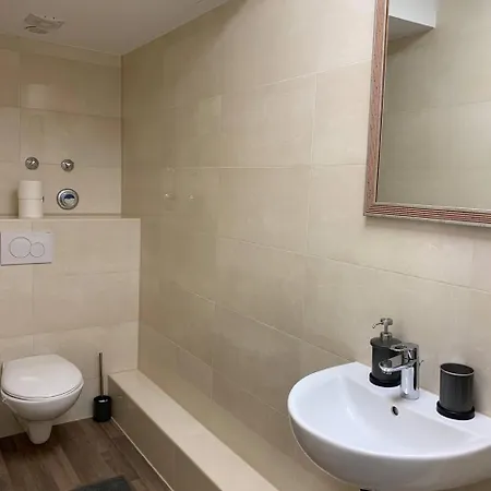 Central Private In Popular Neighborhood! Daire *