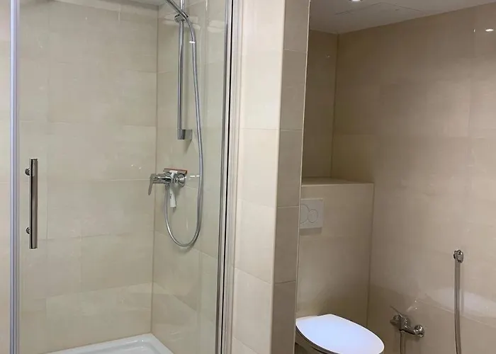 Central Private In Popular Neighborhood! * Köln